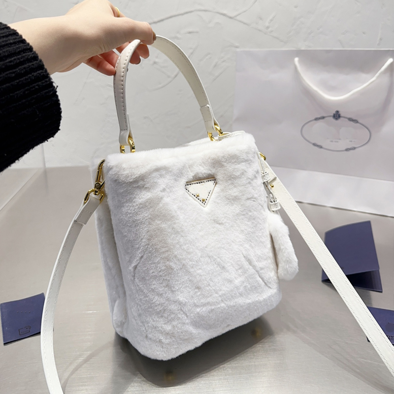 Fur Bucket designer Bag Sherpa Handbag Purse Fuzzy Crossbody Bags Sign Detachable Adjustable Leather Strap Removable Name Tag Magnetic, Pink
Fur Bucket designer Bag Sherpa Handbag Purse Fuzzy Crossbody Bags Sign Detachable Adjustable Leather Strap Removable Name Tag Magnetic, Pink
