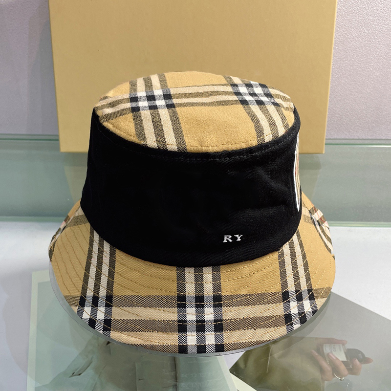 Luxurys designer bucket hat classic plaid embroidery breathable temperament female summer and autumn bucket letter temperament fashion good nice, White
Luxurys designer bucket hat classic plaid embroidery breathable temperament female summer and autumn bucket letter temperament fashion good nice, White