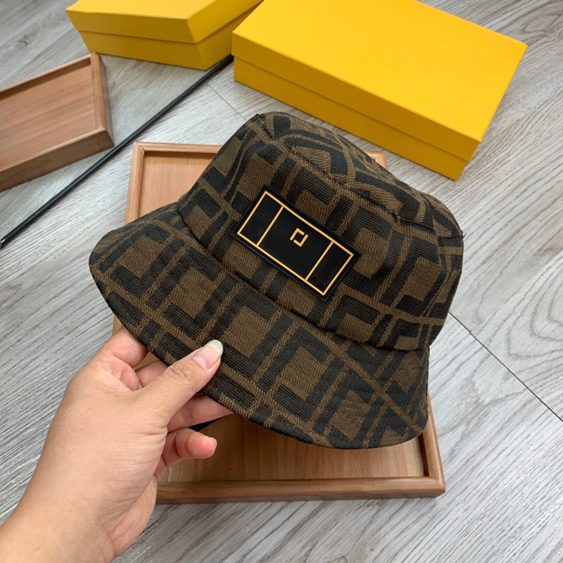 Designers hat hat hat solid color design hat luxury fashion trend travel pattern sun man woman Letter icon casquette casual new fashion hat warm flat top, Brown+dust bag
Designers hat hat hat solid color design hat luxury fashion trend travel pattern sun man woman Letter icon casquette casual new fashion hat warm flat top, Brown+dust bag