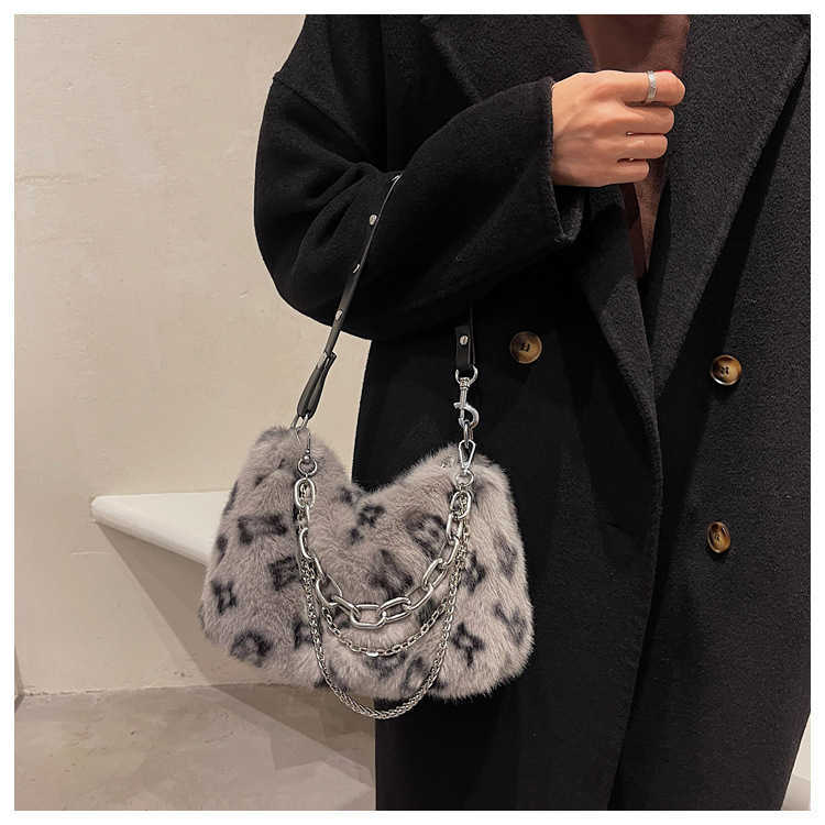 Shoulder Bags Soft Warm Plush Faux Fur Fluffy Tote Bag Female Luxury Designer Small Crossbody For Women Chain Handbags And Purses 230113