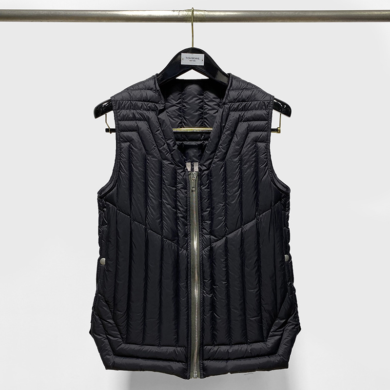 High Street Original Rick Men Oversized Down Vest Winter Thick Coat Owens Jackets Women Sleeveless Outdoor Clothes Fill Power, Black
High Street Original Rick Men Oversized Down Vest Winter Thick Coat Owens Jackets Women Sleeveless Outdoor Clothes Fill Power, Black