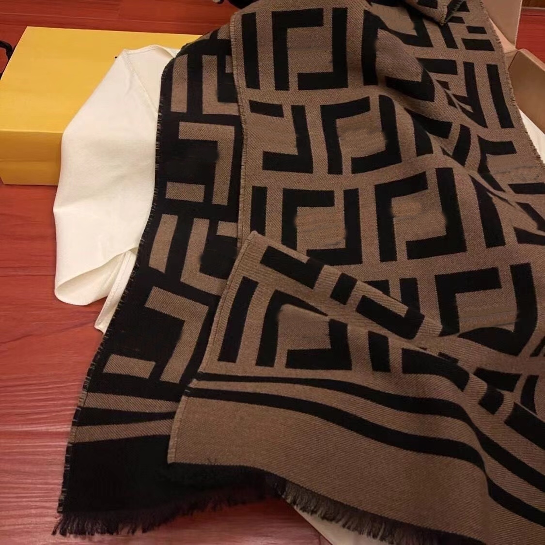Scarves Winter Double Sided Scarf Women Cashmere Warm Pashmina Foulard Lady Horse Thick Soft Shawls Wraps 11
Scarves Winter Double Sided Scarf Women Cashmere Warm Pashmina Foulard Lady Horse Thick Soft Shawls Wraps 11