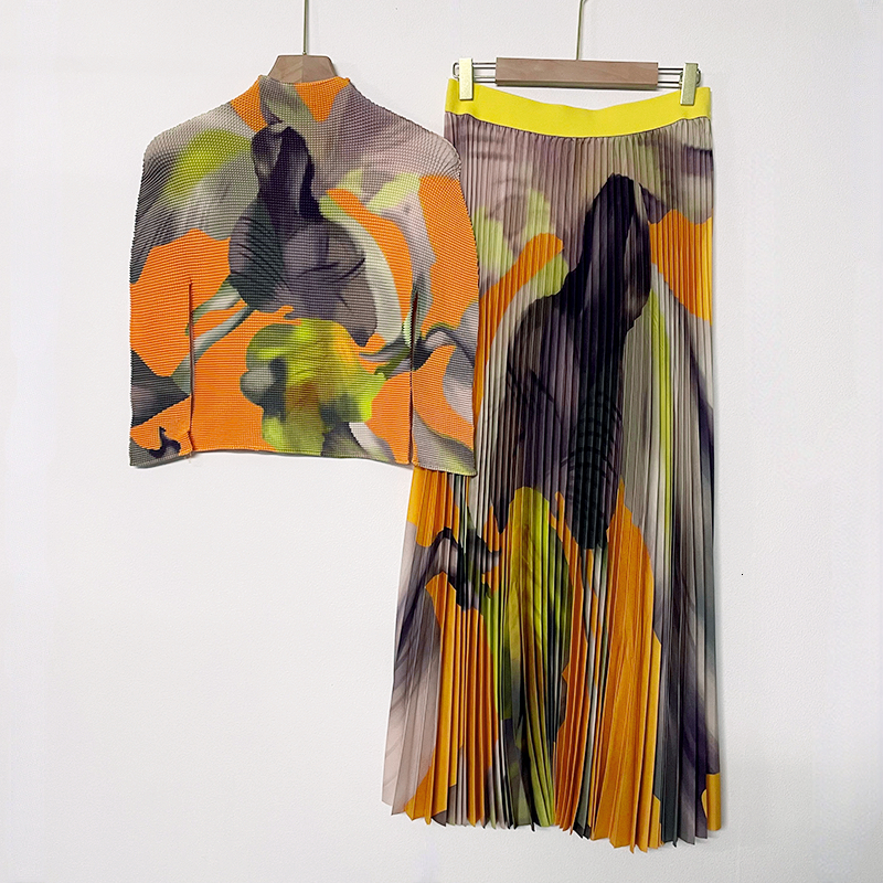 Two Piece Dress Miyake Pleated Women Suit Slim Western Print Stand Collar Long Sleeve TopLoose Skirt Casual Party Set 230113