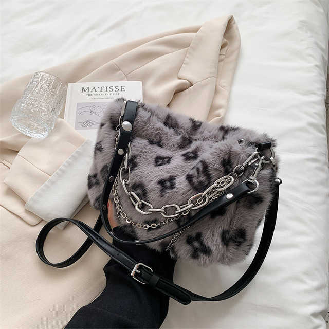 Shoulder Bags Soft Warm Plush Faux Fur Fluffy Tote Bag Female Luxury Designer Small Crossbody For Women Chain Handbags And Purses 230113