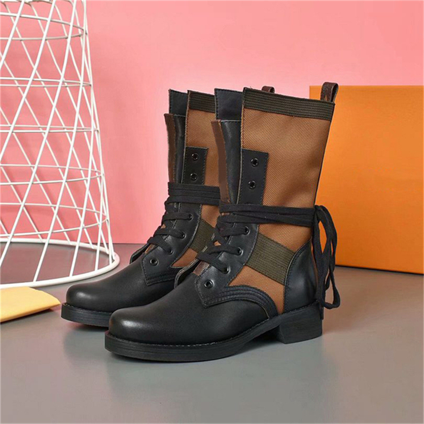 2023 Designer Paris Metropolis Flat Ranger Combat Boots Combines Smooth Calf Leather And Canvas Martin Ankle CalfSkin Woman Winter Sneakers With Original Box
2023 Designer Paris Metropolis Flat Ranger Combat Boots Combines Smooth Calf Leather And Canvas Martin Ankle CalfSkin Woman Winter Sneakers With Original Box
