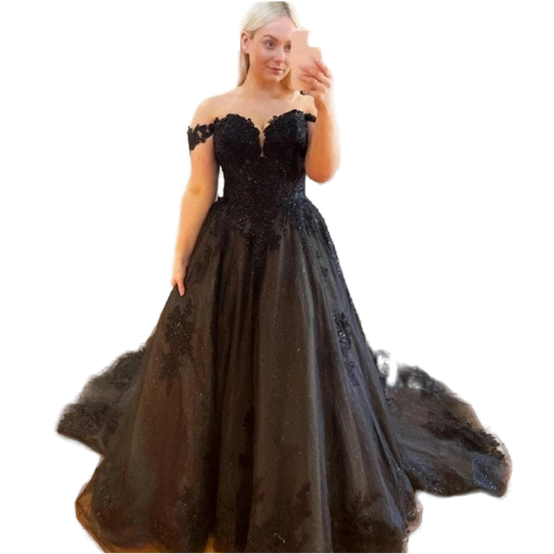 2023 Black Gothic A-Line Wedding Dresses Off Shoulder Sweetheart Lace Applique Beaded Long Vintage Bride Formal Gowns Court Train Plus Size Bridal Dre