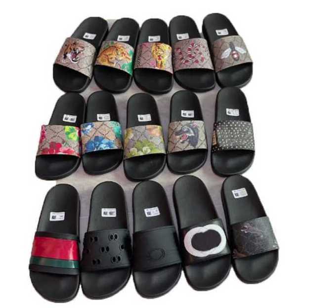 2023 Designer Slides Mens Women Slippers Summer Sandal Beach Slide Flat Platform Ladies Bathroom Home Shoe Flip Flops Striped Tiger Bee Causal Slipper With Box NO311, 16
2023 Designer Slides Mens Women Slippers Summer Sandal Beach Slide Flat Platform Ladies Bathroom Home Shoe Flip Flops Striped Tiger Bee Causal Slipper With Box NO311, 16