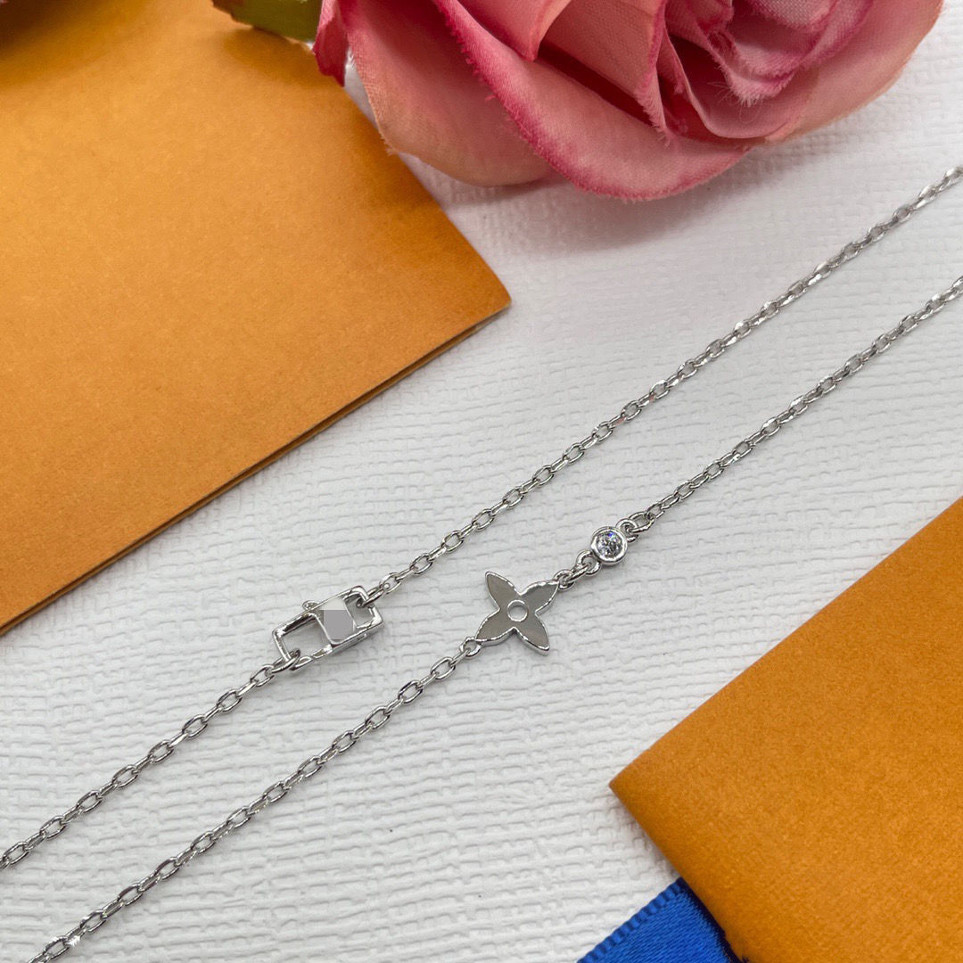 Pendant Necklaces Jewelry Titanium Steel gold silver Plated Necklaces For Women and men with Gift box