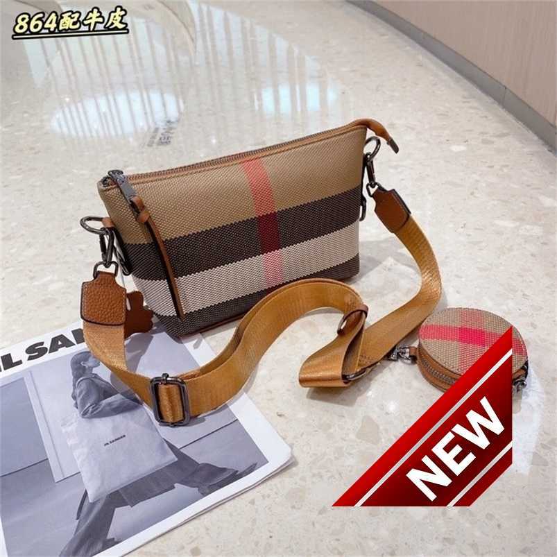 Burbrerys Crossbody Handbags Bags Burbrery Onthego tote Luxuries designers women bag Purses Totes designer woman handbag Shoulder wallet Paris Plaid 3OBD, No bag
Burbrerys Crossbody Handbags Bags Burbrery Onthego tote Luxuries designers women bag Purses Totes designer woman handbag Shoulder wallet Paris Plaid 3OBD, No bag