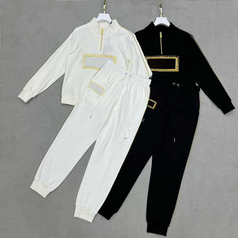 Women's Two Piece Pants Tracksuits Casual Print Sweatpants Hoodies Sets Woman Classic Pattern Long Sleeves Tracksuit Stylish Autumn Suits HKMW, Price different
Women's Two Piece Pants Tracksuits Casual Print Sweatpants Hoodies Sets Woman Classic Pattern Long Sleeves Tracksuit Stylish Autumn Suits HKMW, Price different