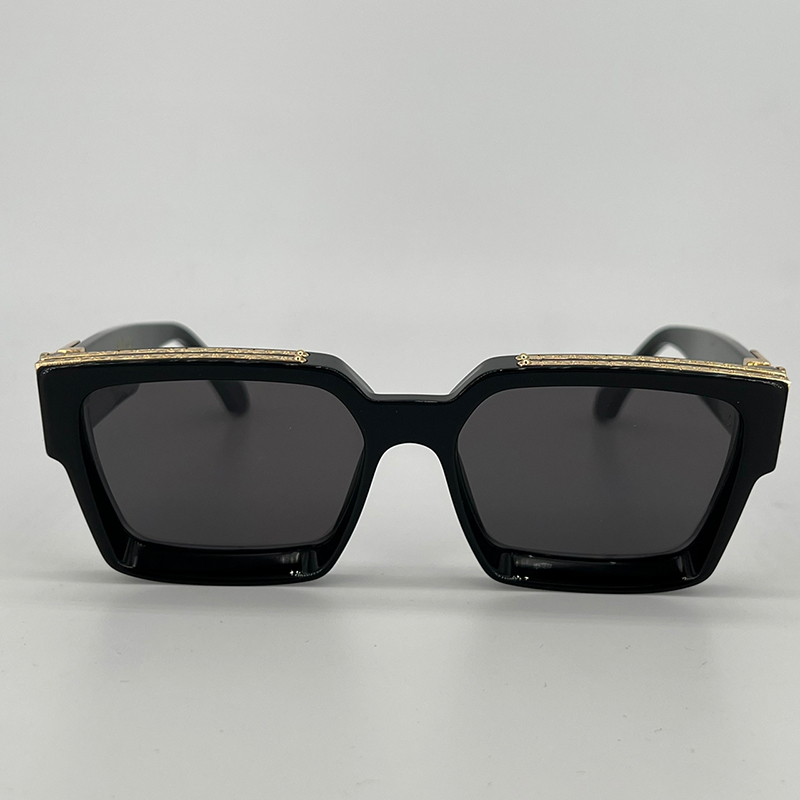 Millionaire Designer Sunglasses for men and women Classic square full frame Vintage 1165 1.1 Shiny Gold Metal UV Protection Functional Design for Outdoor Activities