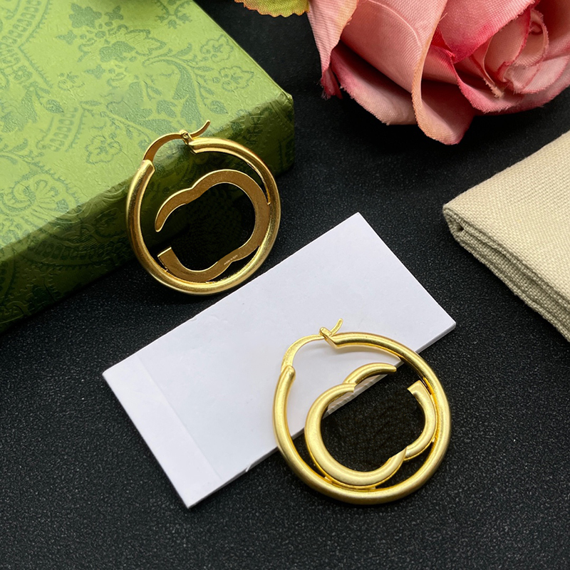 Designer Hoop Earrings For Womens Gold Earring Luxury Jewelry Pendants Woman Charm Studs Dangle Letters Burch Hoops Earrings G 2301152D
Designer Hoop Earrings For Womens Gold Earring Luxury Jewelry Pendants Woman Charm Studs Dangle Letters Burch Hoops Earrings G 2301152D