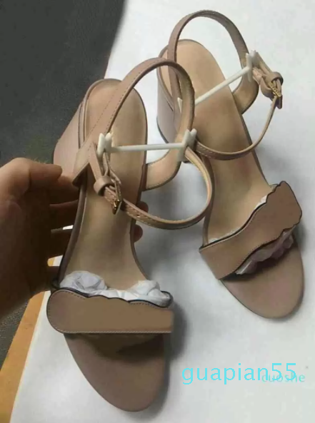Fashion- Designer sandal Luxury high Heels Leather Dress Wedding Shoes Sexy Double Letters heel Ladies mid-heel, Red
Fashion- Designer sandal Luxury high Heels Leather Dress Wedding Shoes Sexy Double Letters heel Ladies mid-heel, Red