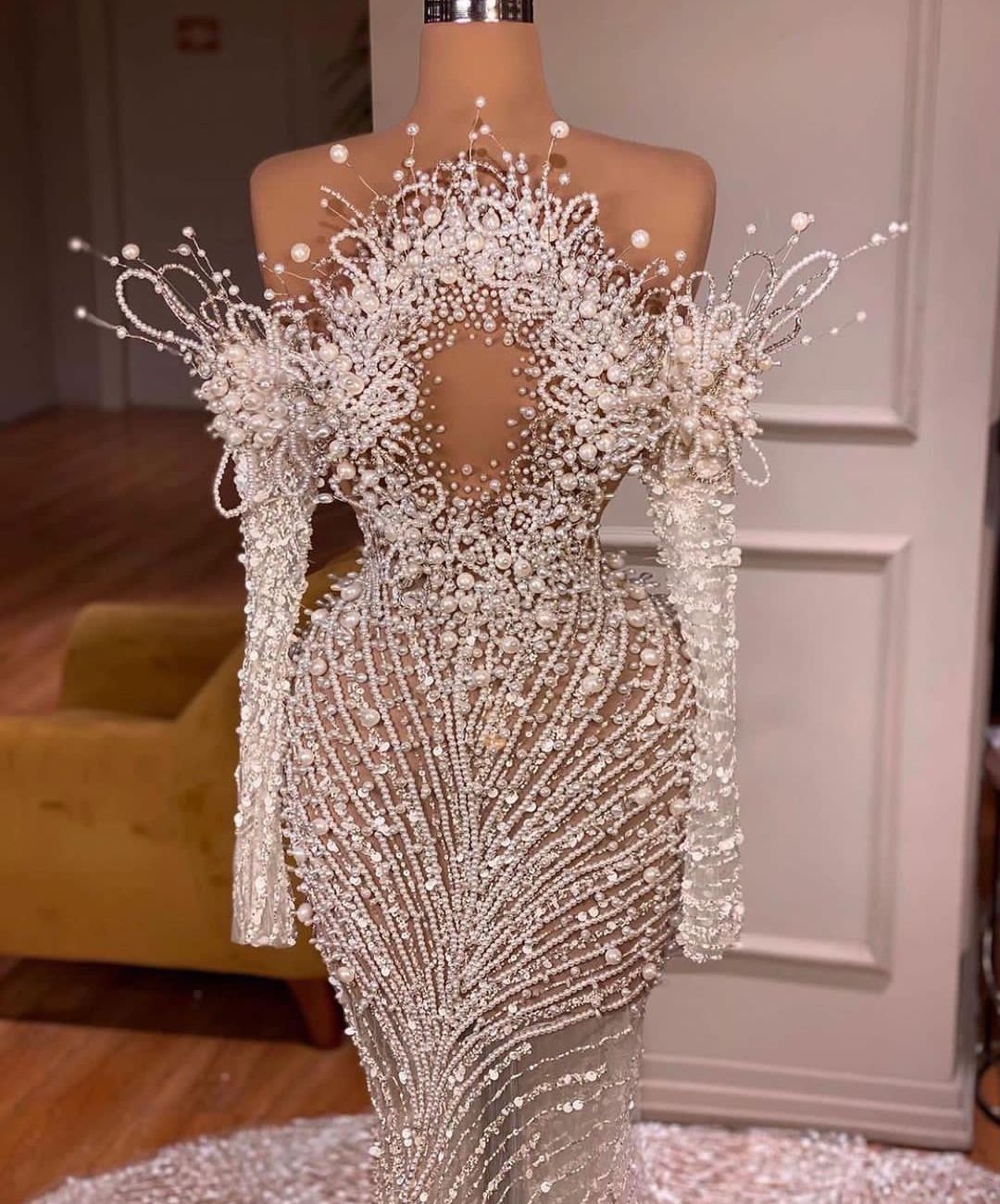 Wedding Dresses Mermaid Long Sleeves V Neck Halter D Lace Appliques Sequins Beaded Sexy Pearls Hollow Or Length Plus Size Bridal Gowns Abiti Da Sposa 