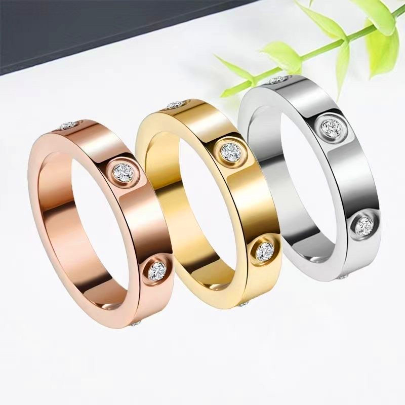2023SS Designer Ring Woman Man Nail Love Band Ring stones design Screw jewelry Couple Lover Silver Gold Rings men's band rings
2023SS Designer Ring Woman Man Nail Love Band Ring stones design Screw jewelry Couple Lover Silver Gold Rings men's band rings
