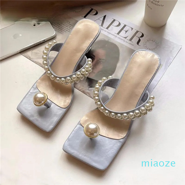 Slippers Fashion Brand Party Dresses Shoes Fulgurant Pearl Sandals Thin Belt Roman Low Heels Women Flip Flops Casual Beach, Blue
Slippers Fashion Brand Party Dresses Shoes Fulgurant Pearl Sandals Thin Belt Roman Low Heels Women Flip Flops Casual Beach, Blue