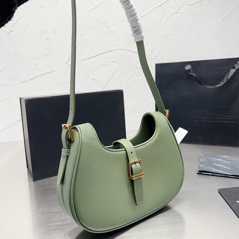 Designer messenger bag handbag messengers women shoulder bags luxury handbag small purses for women tote bag, Black
Designer messenger bag handbag messengers women shoulder bags luxury handbag small purses for women tote bag, Black
