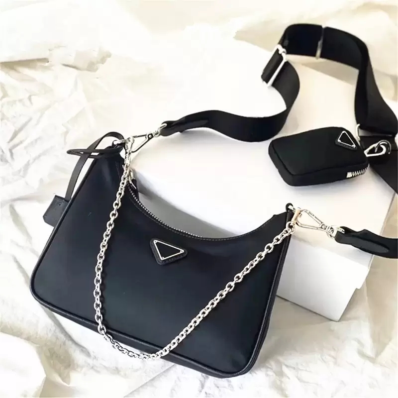 Fashion bag Nylon Satchel tote travel luxurys cleo mens wallets designers classic bags lady Womens crossbody Hobo Shoulder Purses Handbags Bag Purse Ladies 2023
Fashion bag Nylon Satchel tote travel luxurys cleo mens wallets designers classic bags lady Womens crossbody Hobo Shoulder Purses Handbags Bag Purse Ladies 2023