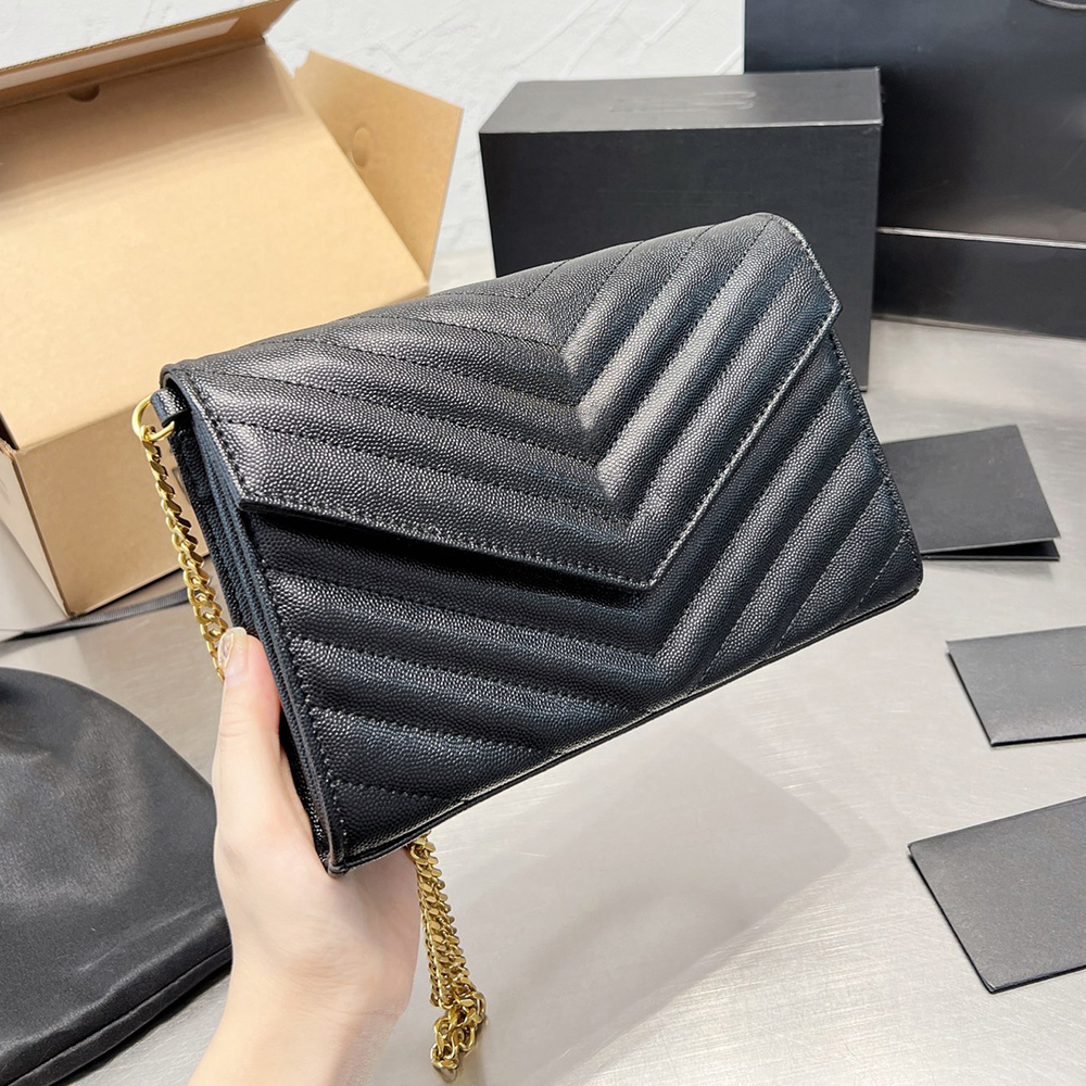 Designer Bag For Woman Shoulder Bag Crossbody Luxury Handbag Purse Genuine Leather Metal Chain Classic Diagonal Stripes Messenger Pochette, White-silver chain
Designer Bag For Woman Shoulder Bag Crossbody Luxury Handbag Purse Genuine Leather Metal Chain Classic Diagonal Stripes Messenger Pochette, White-silver chain