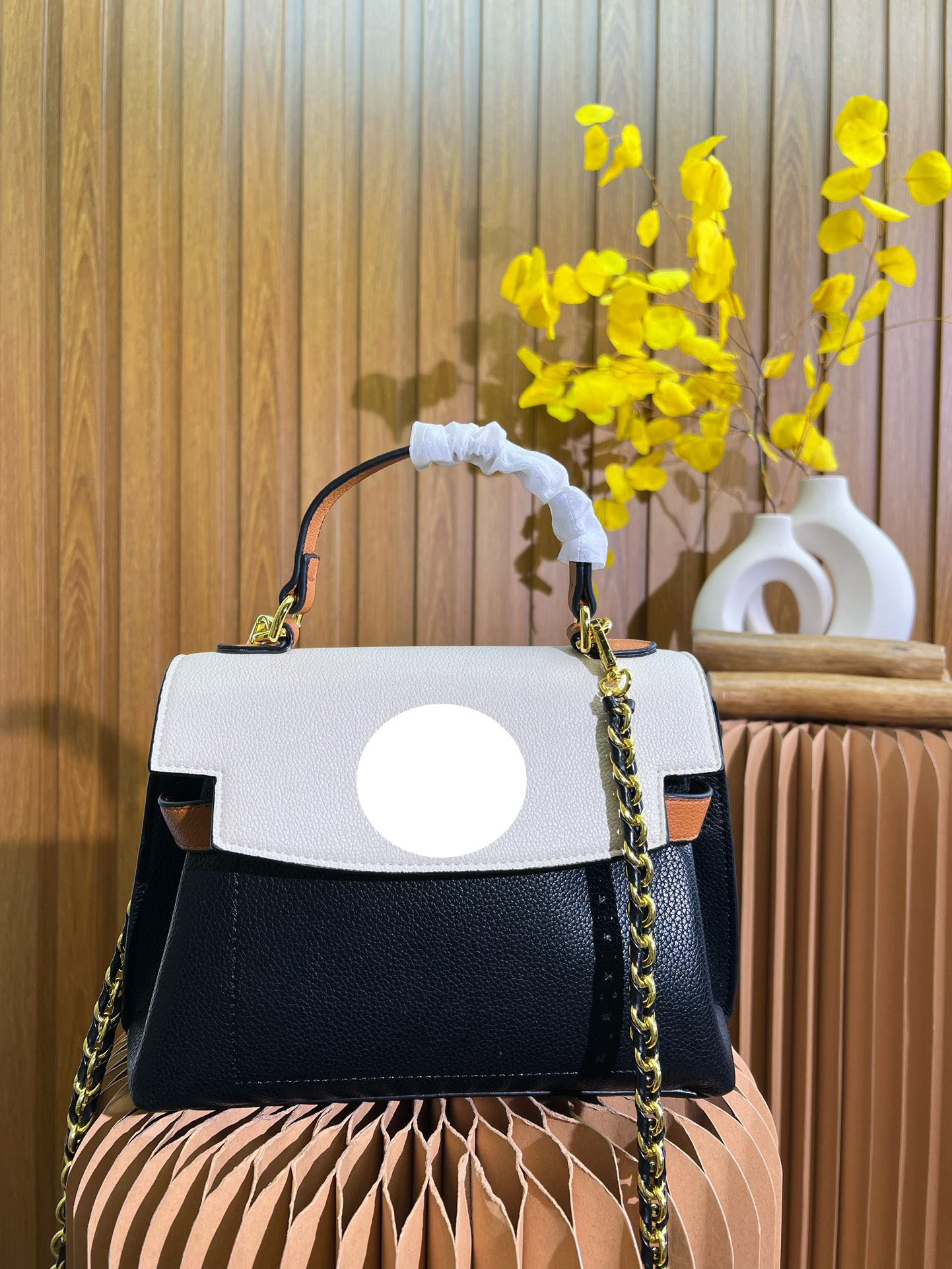 Fashion women luxury designer bag handbag 2023 women's handbag women's messenger shoulder bag luxury messenger bag purse gift box package, Black
Fashion women luxury designer bag handbag 2023 women's handbag women's messenger shoulder bag luxury messenger bag purse gift box package, Black