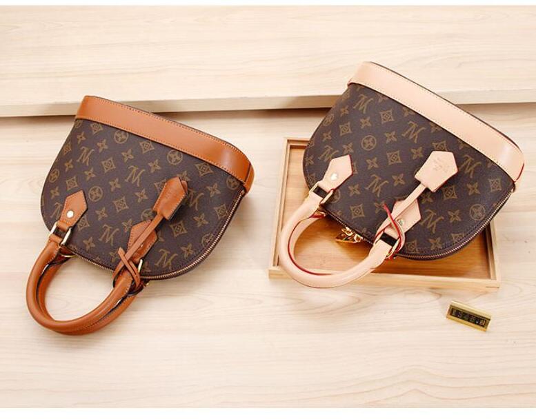 Luxurys Designer Shell bags With Lock Alma Bb 25cm Fashion Women Shoulder Messenger Bag Leather Handbags Ladies Cosmetic Crossbody Totes Wallet Purse, Brown checkered
Luxurys Designer Shell bags With Lock Alma Bb 25cm Fashion Women Shoulder Messenger Bag Leather Handbags Ladies Cosmetic Crossbody Totes Wallet Purse, Brown checkered