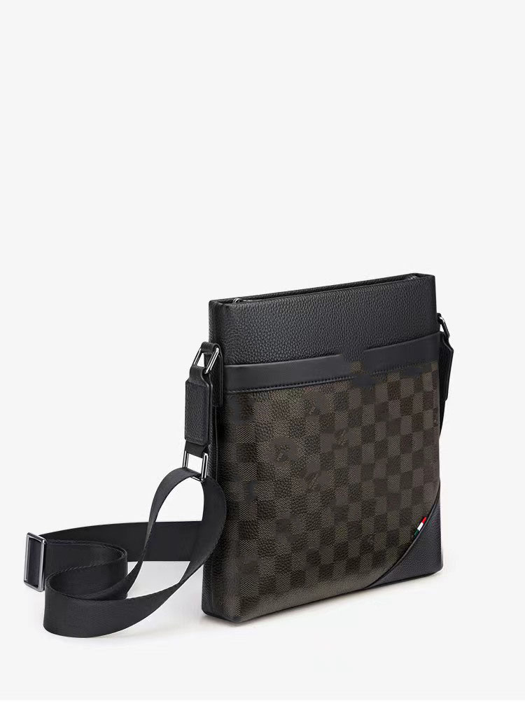 Classic business and leisure fashion designer duds men grid single shoulder bag, Black
Classic business and leisure fashion designer duds men grid single shoulder bag, Black