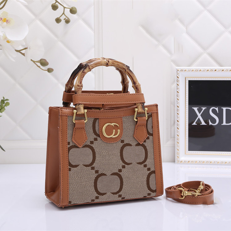 Fashion Handbags Tote Bag Leather Women Designer Big G Top Handle Diana Jumbo Bamboo Shoulder Bags Women Luxury Crossbody Totes Purses 23, Beige
Fashion Handbags Tote Bag Leather Women Designer Big G Top Handle Diana Jumbo Bamboo Shoulder Bags Women Luxury Crossbody Totes Purses 23, Beige