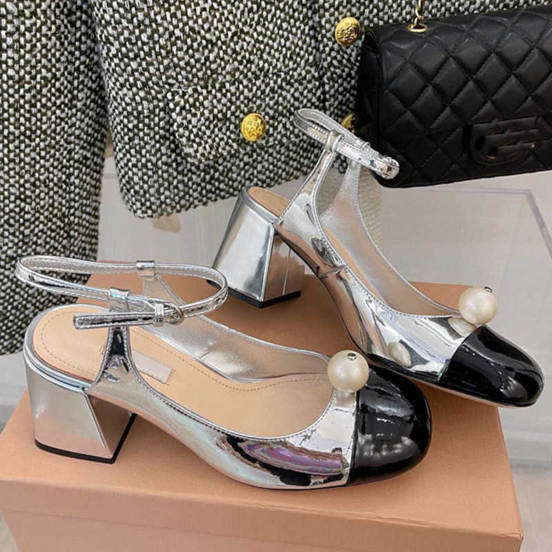 Sandals 2023 designer summer new Miu family high heels women's round head pearl Mary Jane shoes thick heel flat button single, Black6 
Sandals 2023 designer summer new Miu family high heels women's round head pearl Mary Jane shoes thick heel flat button single, Black6