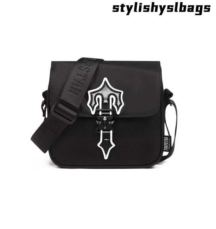 Messenger Bags Trapstar Luxury Designer Bag IRONGATE T Crossbody Bag UK London Fashion Handbag Waterproof Bags 011723H, Black
Messenger Bags Trapstar Luxury Designer Bag IRONGATE T Crossbody Bag UK London Fashion Handbag Waterproof Bags 011723H, Black