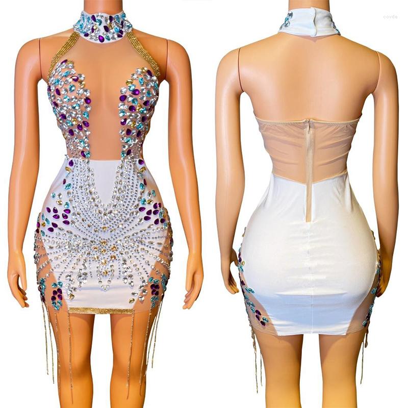 Stage Wear Female Colorful Rhinestone Halter Dress Party Banquet Prom Evening Dresses Singer Drag Queen Performance Costume VDB6192
Stage Wear Female Colorful Rhinestone Halter Dress Party Banquet Prom Evening Dresses Singer Drag Queen Performance Costume VDB6192