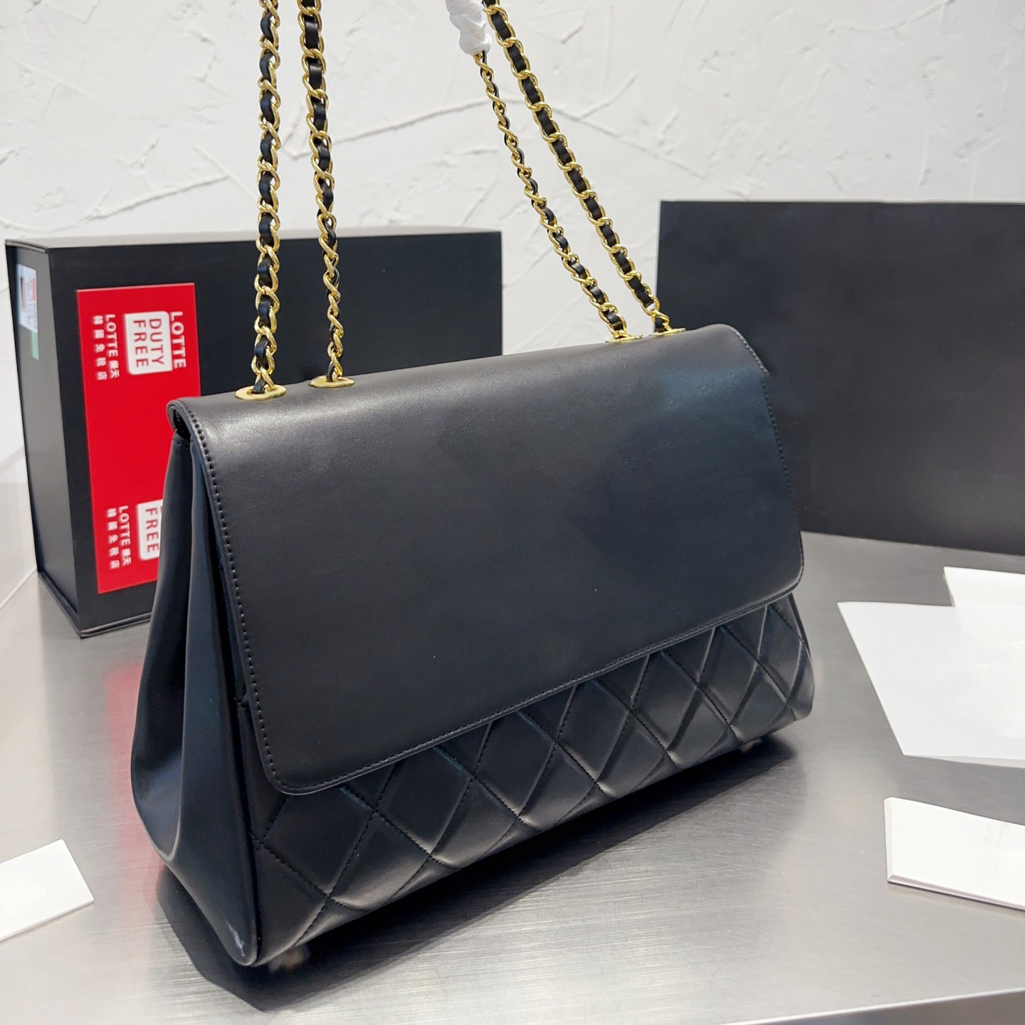 Women Classic Large Capacity Designer Bags Real Leather Vintage Metal Hardware Chain Shoulder Crossbody Multi Pocket Handbags French Luxury Jumbo Wallets 33x22CM, Black
Women Classic Large Capacity Designer Bags Real Leather Vintage Metal Hardware Chain Shoulder Crossbody Multi Pocket Handbags French Luxury Jumbo Wallets 33x22CM, Black