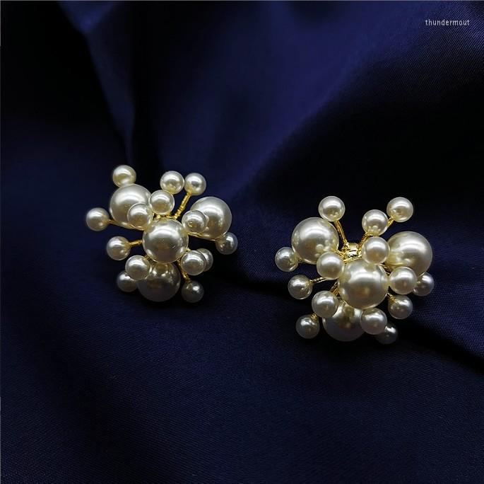 Stud Earrings S925 Silver Needle Korean Version Large Pearl Flower Jewelry Exaggerated Simple High-end Jewel
Stud Earrings S925 Silver Needle Korean Version Large Pearl Flower Jewelry Exaggerated Simple High-end Jewel