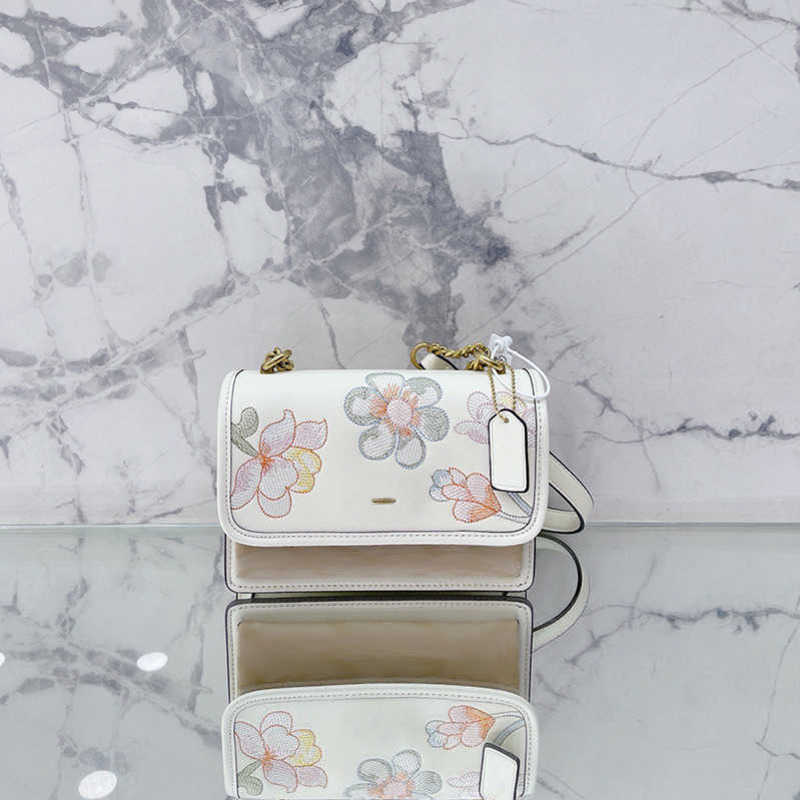 Designer-handbags Shoulder Bags Embroidery Chain Coabag Little Daisy Messenger Women Designer Bag Fashion Small Square Bag Purse Handbag, Coabag-1
Designer-handbags Shoulder Bags Embroidery Chain Coabag Little Daisy Messenger Women Designer Bag Fashion Small Square Bag Purse Handbag, Coabag-1