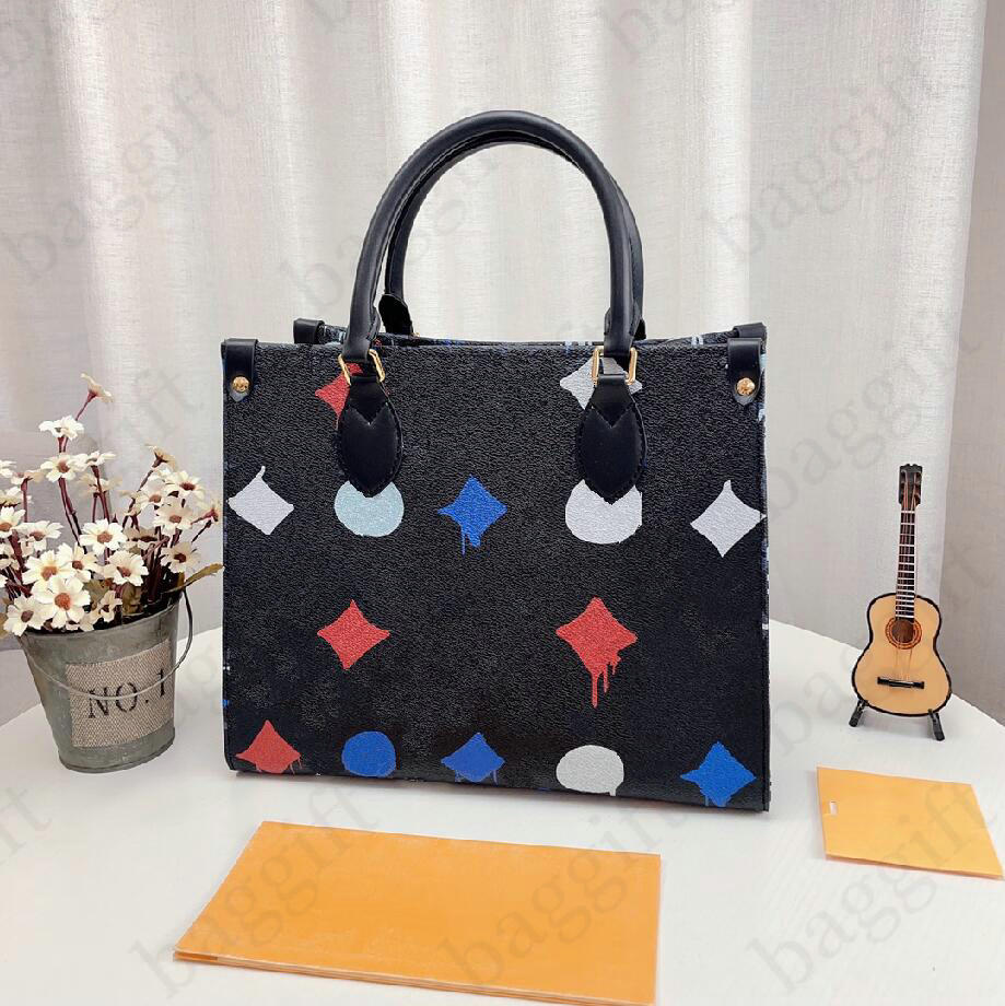 ONTHEGO MM 34cm Whole series Bags Medium Totes Embossed Embroidery Printing Monograms Shopper Purse Leather Women Shoulder Handbag Cross Body Handle Carry Wallets, Kaleidoscope 2
ONTHEGO MM 34cm Whole series Bags Medium Totes Embossed Embroidery Printing Monograms Shopper Purse Leather Women Shoulder Handbag Cross Body Handle Carry Wallets, Kaleidoscope 2