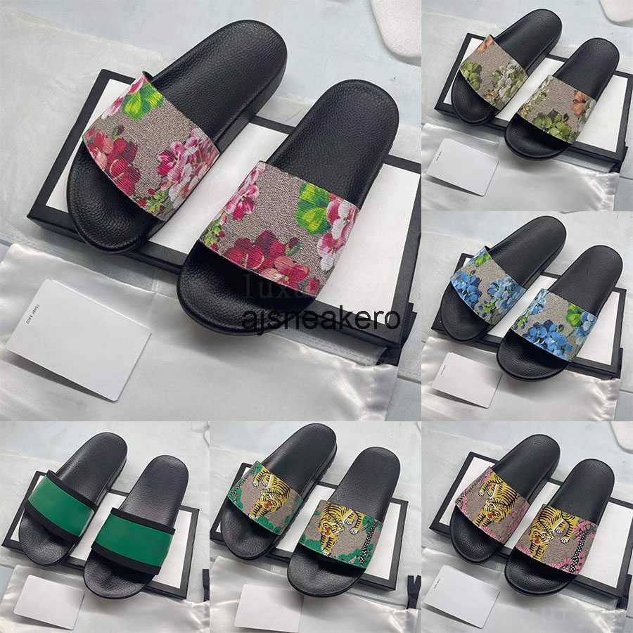 guccie Slippers Women Men Fashion Sandals Luxury Floral Brand Slipper guccie Blooms Rubber Flats Summer Beach Shoes Loafers Gear Bottoms Sliders, Color20
guccie Slippers Women Men Fashion Sandals Luxury Floral Brand Slipper guccie Blooms Rubber Flats Summer Beach Shoes Loafers Gear Bottoms Sliders, Color20