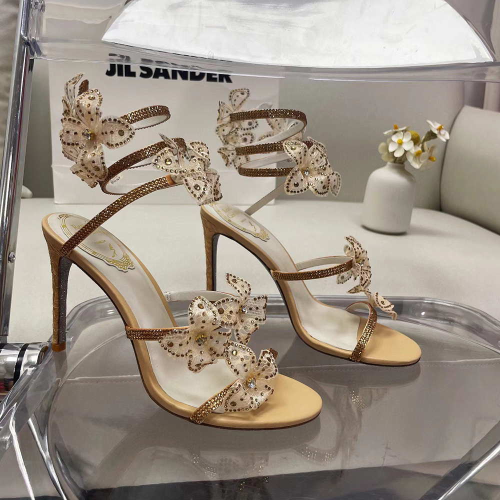decoration Rhinestone sandals flower Rene caovilla stiletto women evening dress shoes 9.5cm real silk Serpentine Wraparound luxury designer FKS4, Champagne
decoration Rhinestone sandals flower Rene caovilla stiletto women evening dress shoes 9.5cm real silk Serpentine Wraparound luxury designer FKS4, Champagne