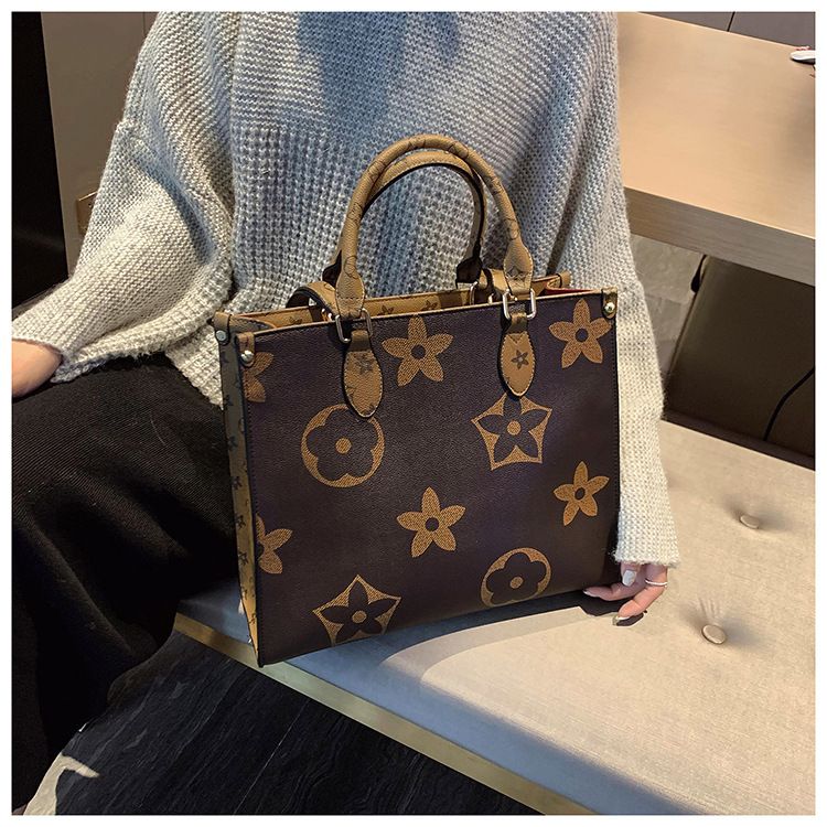 Fashion Designer Bag Monograms Onthego MM Women Bags Handbags Messenger Ladies Shoulder Leather louiseitys 1 viutonity Tote Bag Handbag Cross body Purse On the go, Brown
Fashion Designer Bag Monograms Onthego MM Women Bags Handbags Messenger Ladies Shoulder Leather louiseitys 1 viutonity Tote Bag Handbag Cross body Purse On the go, Brown