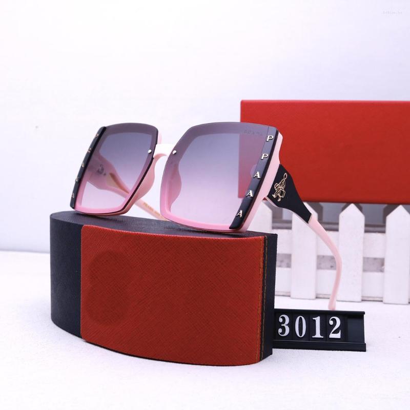 Sunglasses Luxury Women Designer Letter P 3012 Oversized Full Frame With Logo Fashion Versatile Man UV400
Sunglasses Luxury Women Designer Letter P 3012 Oversized Full Frame With Logo Fashion Versatile Man UV400