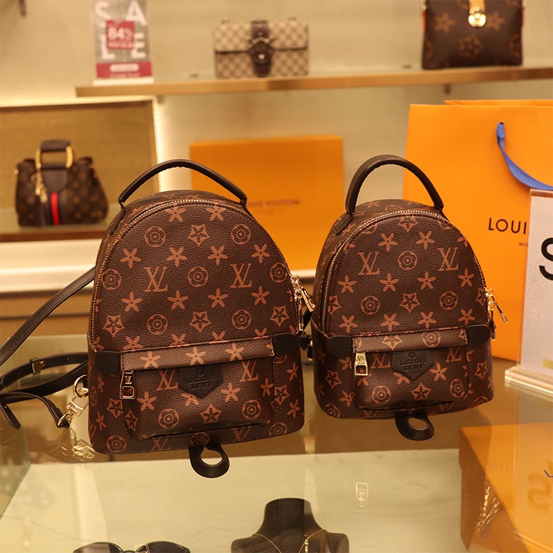 New High Quality Arrival PU Leather Backpack Bag Louise Womens Viuton Backpacks Designer Backpacks vutton Bags Fashion Casual Women Small Back pack Style, Brown flowers
New High Quality Arrival PU Leather Backpack Bag Louise Womens Viuton Backpacks Designer Backpacks vutton Bags Fashion Casual Women Small Back pack Style, Brown flowers