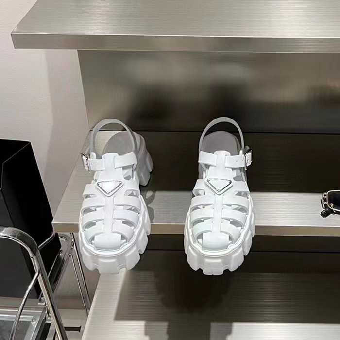 Dress Shoes Brand casual Sandals thick soled gear out woven Baotou women's 2023 new triangular Roman increased thick soles, Black4
Dress Shoes Brand casual Sandals thick soled gear out woven Baotou women's 2023 new triangular Roman increased thick soles, Black4