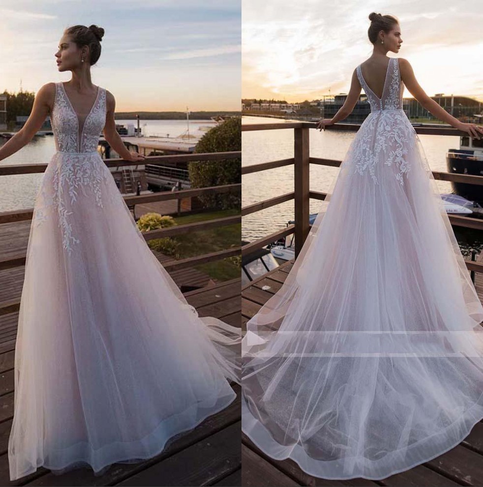 Light Pink Princess Beach A Line Wedding Dress Sleeveless V Neck Appliqued Bride Dress Tulle Boho Wedding Gowns, White
Light Pink Princess Beach A Line Wedding Dress Sleeveless V Neck Appliqued Bride Dress Tulle Boho Wedding Gowns, White