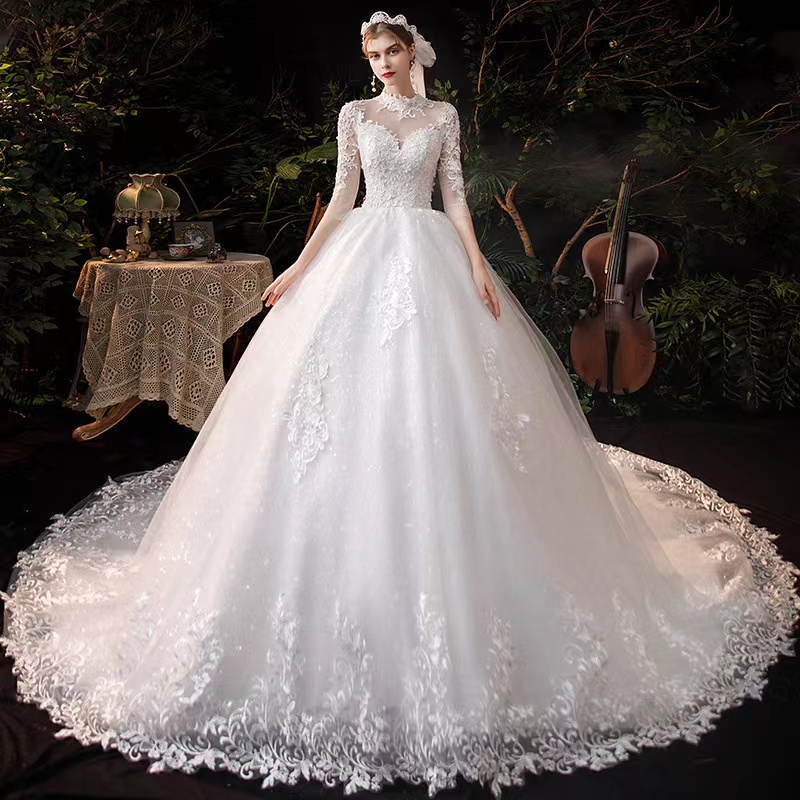 2023 Tulle Wedding Dresses Elegnat Bridal Gowns Illusion Beautiful long sleeve A-e Necke Appliques Custom Made Court Train princess gown