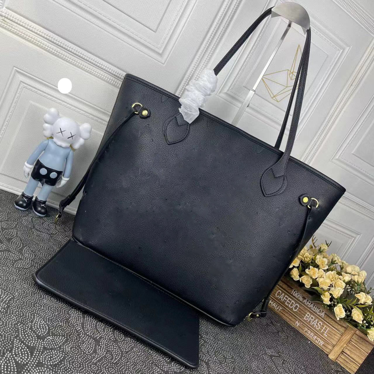 2023 designer bags Handbags purse ladies messenger shoulderbags designers purses shoulder Shopping bags, Beige
2023 designer bags Handbags purse ladies messenger shoulderbags designers purses shoulder Shopping bags, Beige