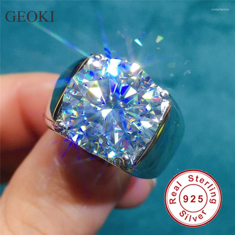 Cluster Rings Geoki 10 Passed Diamond Test Round Perfect Cut D Color VVS1 Moissanite Ring Men Luxury 925 Sterling Silver Wedding
Cluster Rings Geoki 10 Passed Diamond Test Round Perfect Cut D Color VVS1 Moissanite Ring Men Luxury 925 Sterling Silver Wedding
