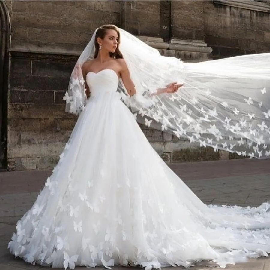 Appliques Butterfly Puffy Ball Gown Bridal Gowns Dubai Wedding Dresses Customized Vestido De Noiva Robe Mairee Free Veil