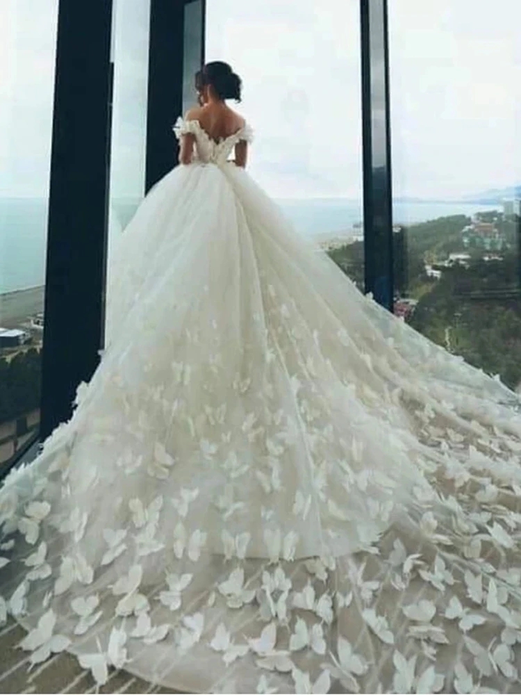 2023 Bridal Gowns Off The Shoulder Wedding Dresses 3D Butterflies Sweep Tain Vestidos De Noivas