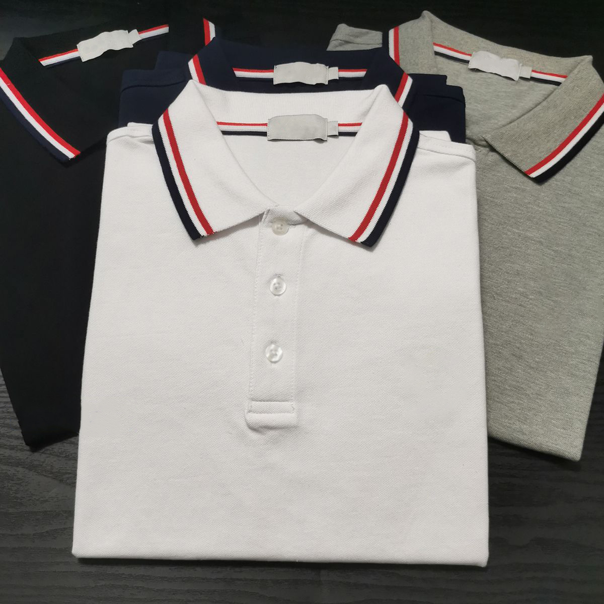 Men's design polos T shirt fashion luxury high-quality European code stand collar casual business pure cotton short sleeves golf polos for men size M, Blue
Men's design polos T shirt fashion luxury high-quality European code stand collar casual business pure cotton short sleeves golf polos for men size M, Blue