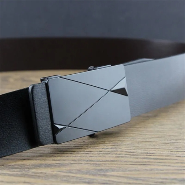 Designer Bb Belt Simon Belts for Men Women Shiny diamond belt Black Blue white multicolour with bling rhinestones as gift baiying0aq
Designer Bb Belt Simon Belts for Men Women Shiny diamond belt Black Blue white multicolour with bling rhinestones as gift baiying0aq