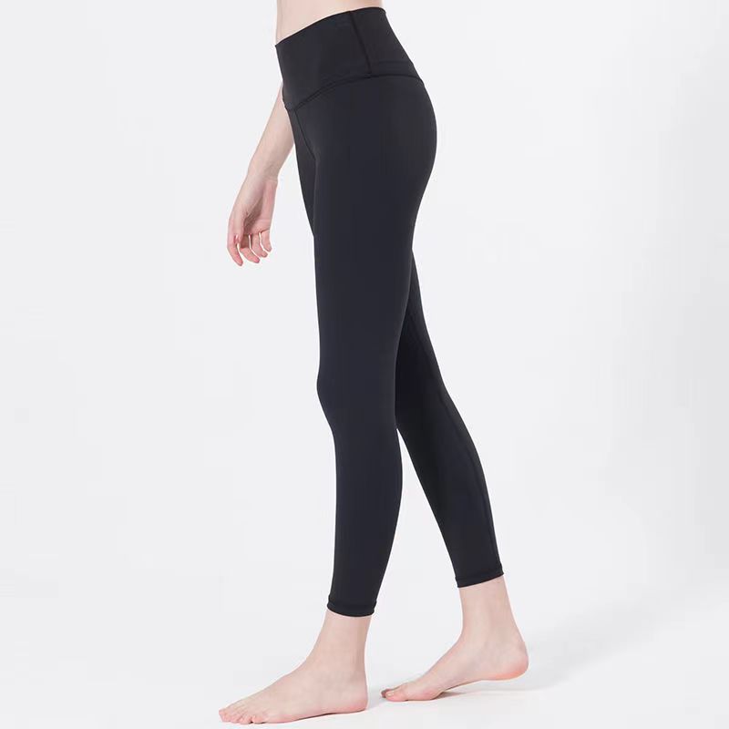 Pants Seamless lulYoga suit tight running fitness shockproof gathering sports underwear hip lifting Pants female
Pants Seamless lulYoga suit tight running fitness shockproof gathering sports underwear hip lifting Pants female