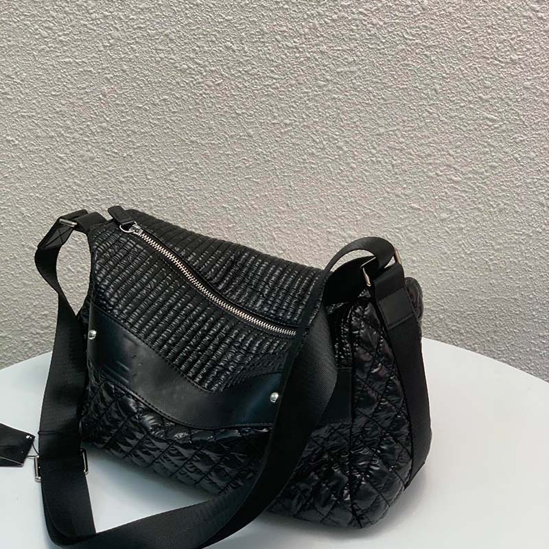 10A designer bag tote bag designer bags Luxurys bags handbags ladies leather messenger shopping cross body lady embossing shoulder handbags women's, Black
10A designer bag tote bag designer bags Luxurys bags handbags ladies leather messenger shopping cross body lady embossing shoulder handbags women's, Black